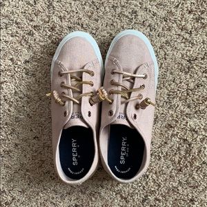 Rose gold Sperry sneakers 👟